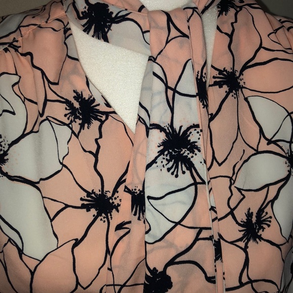 Banana Republic size M Women’s blouse - Picture 2 of 7